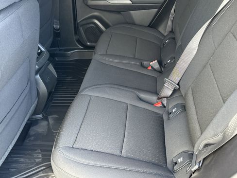 New 2025 Chevrolet Equinox EV LT image 19