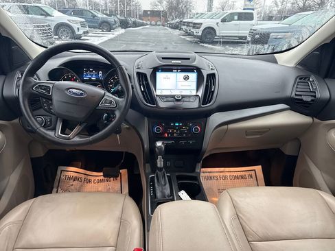 Used 2017 Ford Escape SE w/ SE Leather Comfort Package image 19