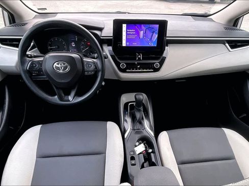Used 2023 Toyota Corolla LE FWD image 13