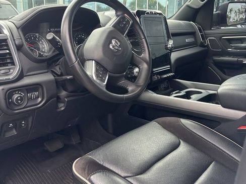 Used 2024 RAM 1500 Laramie AWD/4WD image 5