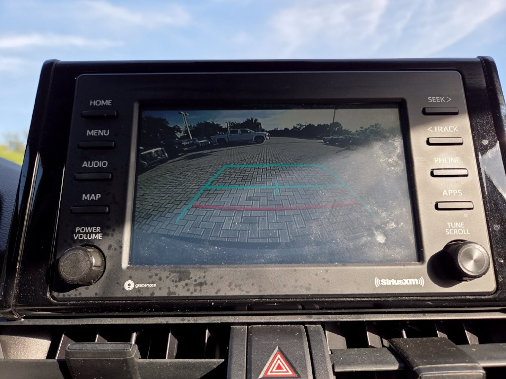 Certified 2021 Toyota RAV4 XLE FWD image 33