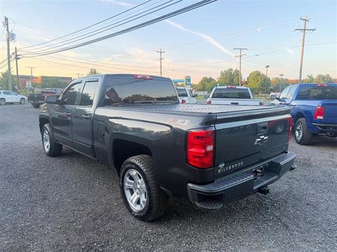 Used 2017 Chevrolet Silverado 1500 LT w/ All Star Edition AWD/4WD image 7