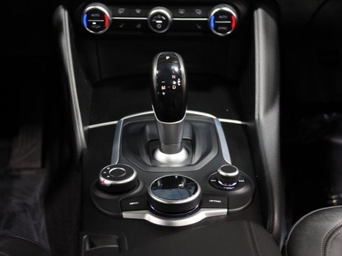 Used 2017 Alfa Romeo Giulia w/ Cold Weather Package RWD image 59
