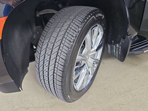 Certified 2023 Chevrolet Tahoe High Country AWD/4WD image 40