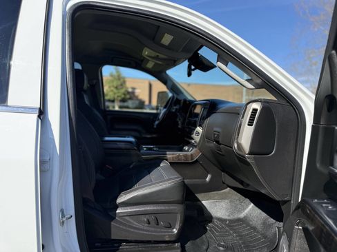 Used 2016 GMC Sierra 3500 Denali w/ Duramax Plus Package image 13