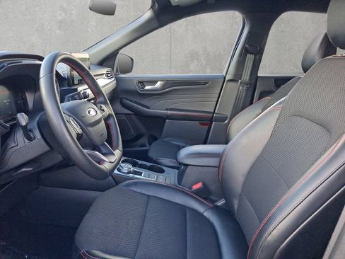Used 2025 Ford Escape ST-Line FWD image 19