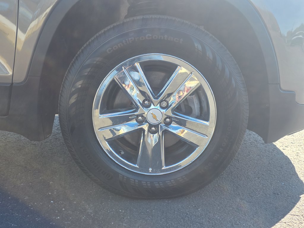 Used 2021 Chevrolet Trax LT AWD/4WD image 14