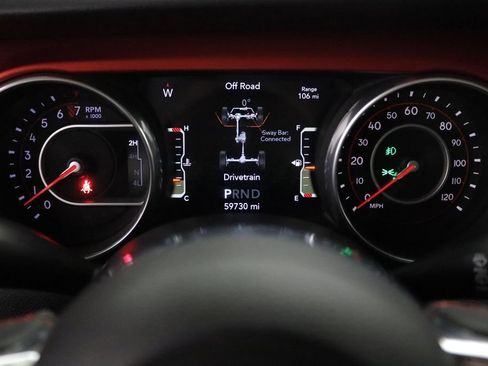 Used 2018 Jeep Wrangler Unlimited Rubicon AWD/4WD image 3