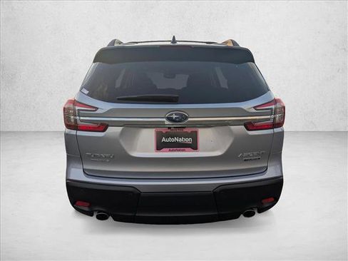 Used 2025 Subaru Ascent Touring AWD/4WD image 8
