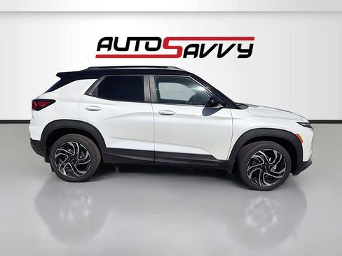 Used 2025 Chevrolet TrailBlazer RS w/ Convenience Package AWD/4WD image 8