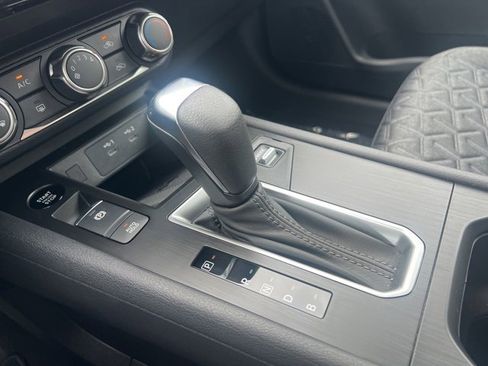 New 2025 Nissan Kicks SV image 16