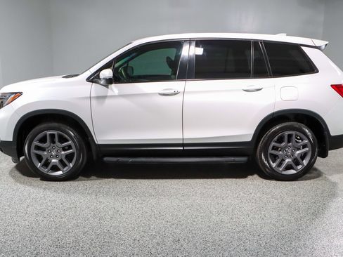 Used 2023 Honda Passport EX-L image 10