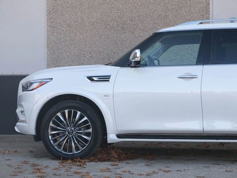 Used 2018 INFINITI QX80 4WD w/ Deluxe Technology Package image 7