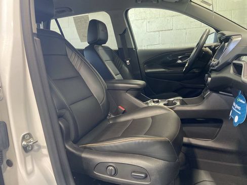 Certified 2024 GMC Terrain AT4 AWD/4WD image 27