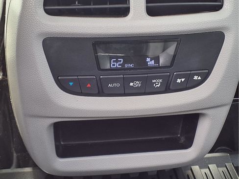 Certified 2018 Honda Pilot EX image 14