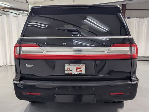 Used 2020 Lincoln Navigator Reserve w/ Equipment Group 208A Reserve image 29