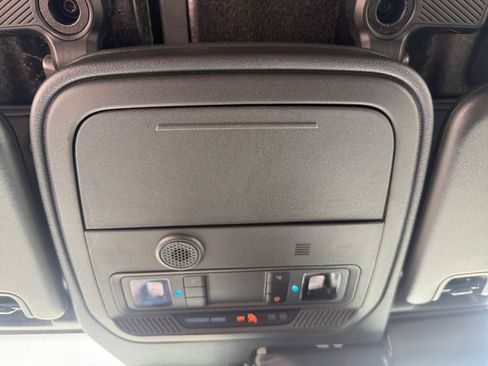 Used 2025 Ford Bronco Outer Banks AWD/4WD image 23
