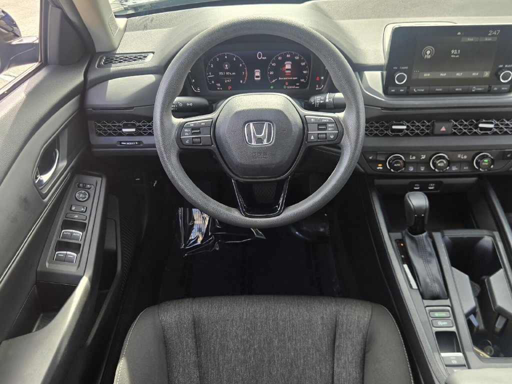Certified 2023 Honda Accord EX image 13