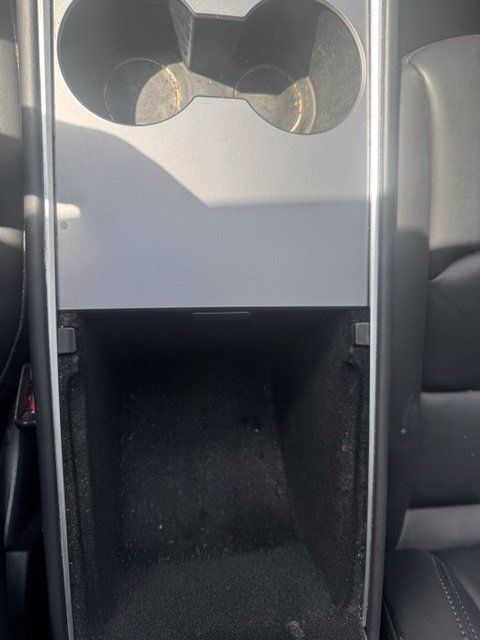 Used 2025 Tesla Model Y Long Range RWD image 24