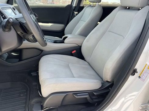 Used 2022 Honda HR-V EX image 21