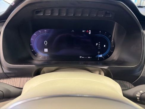 Used 2023 Volvo XC90 B5 Plus w/ Protection Package Premier image 21