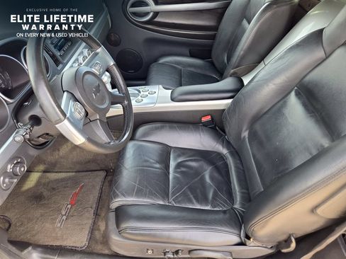 Used 2005 Chevrolet SSR w/ Preferred Equipment Group RWD image 12