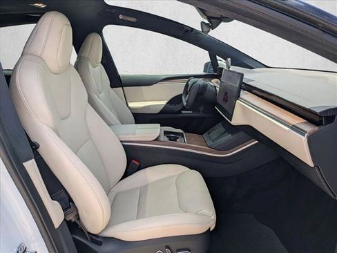 Used 2023 Tesla Model X AWD/4WD image 21