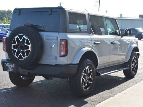 New 2026 Ford Bronco Outer Banks AWD/4WD image 12