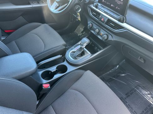 Certified 2024 Kia Forte LXS image 15