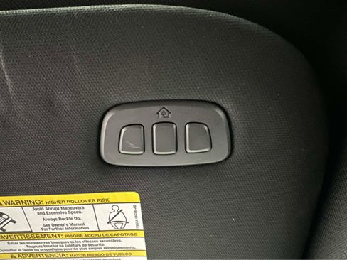 Used 2022 Ford F150 Lariat w/ Equipment Group 502A High image 18