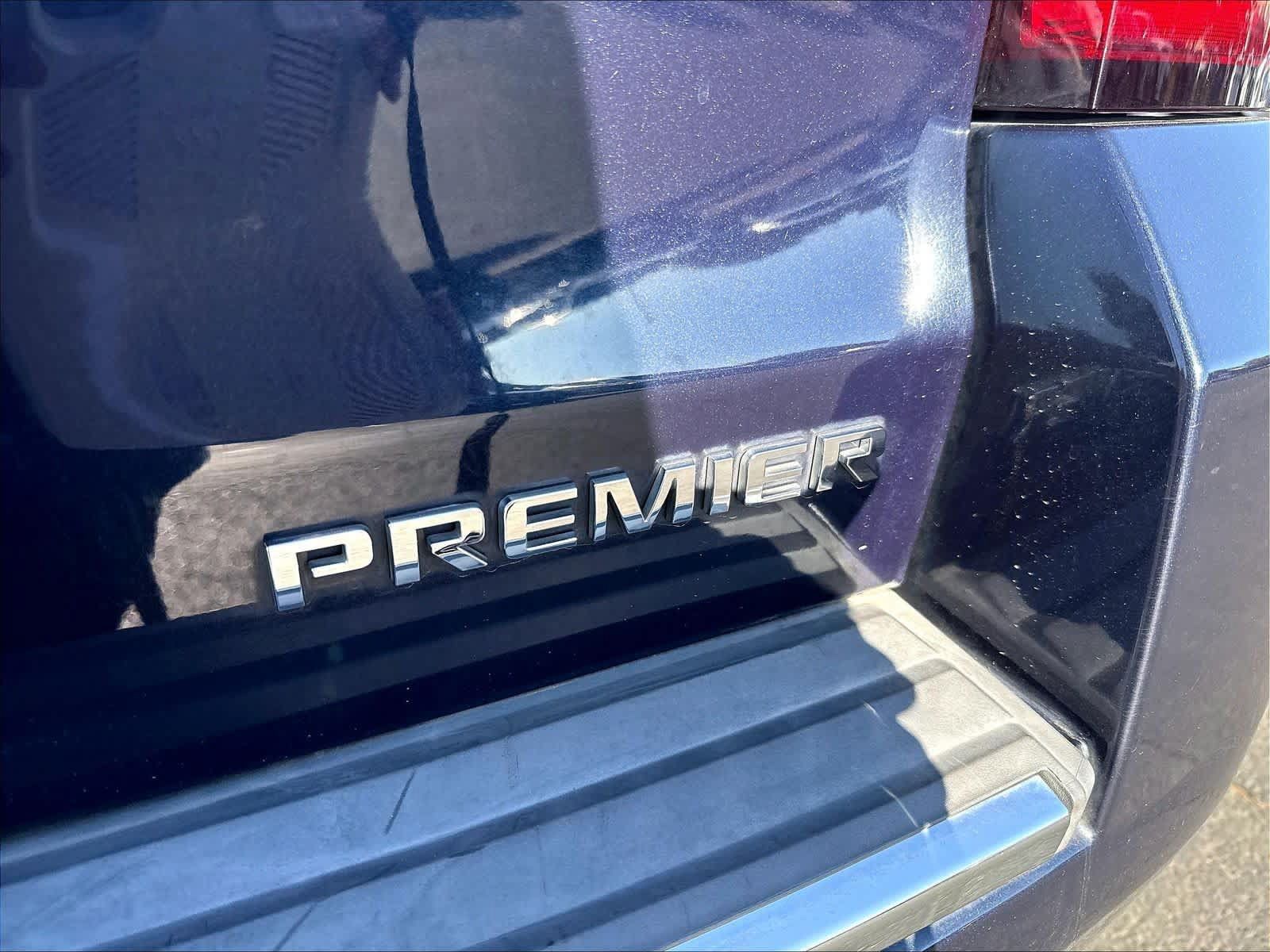 Used 2019 Chevrolet Tahoe Premier w/ Premier Plus Edition AWD/4WD image 23