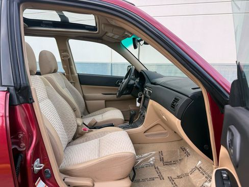 Used 2004 Subaru Forester 2.5XS AWD/4WD image 22