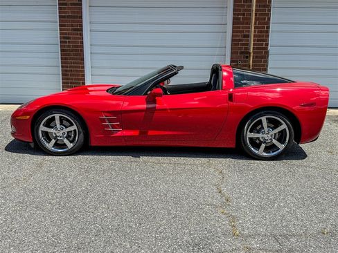 Used 2009 Chevrolet Corvette Coupe w/ Preferred Equipment Group RWD image 20