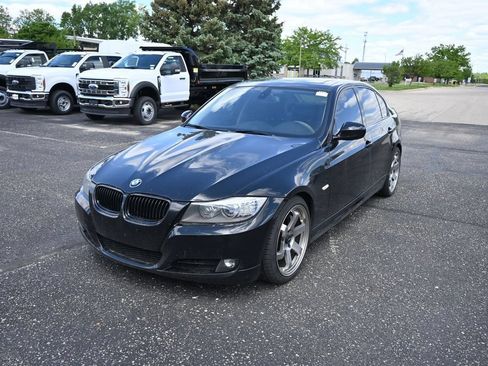 Used 2011 BMW 335i Sedan RWD image 2