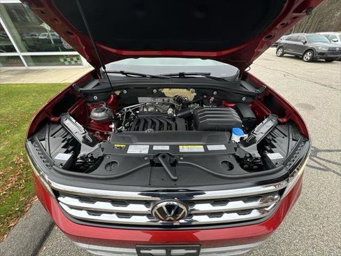 Certified 2022 Volkswagen Atlas SE w/ Black Wheel Package image 25