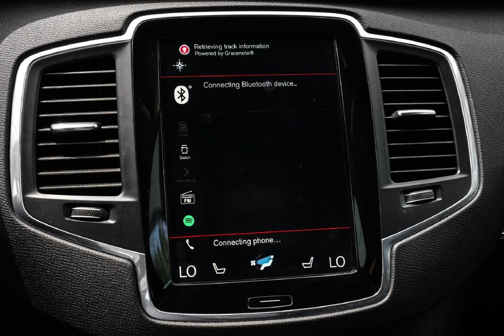 Used 2021 Volvo XC90 T6 Momentum w/ Climate Package AWD/4WD image 35