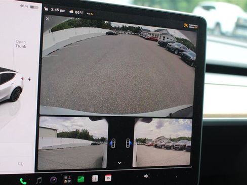 Used 2023 Tesla Model Y Long Range AWD/4WD image 19