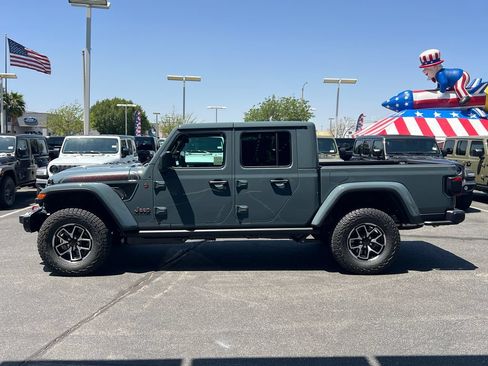 New 2026 Jeep Gladiator Rubicon AWD/4WD image 3