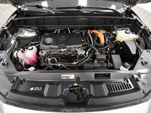 Used 2022 Toyota Highlander XLE image 12