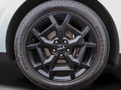 Certified 2025 Kia Carnival SX Prestige FWD image 33
