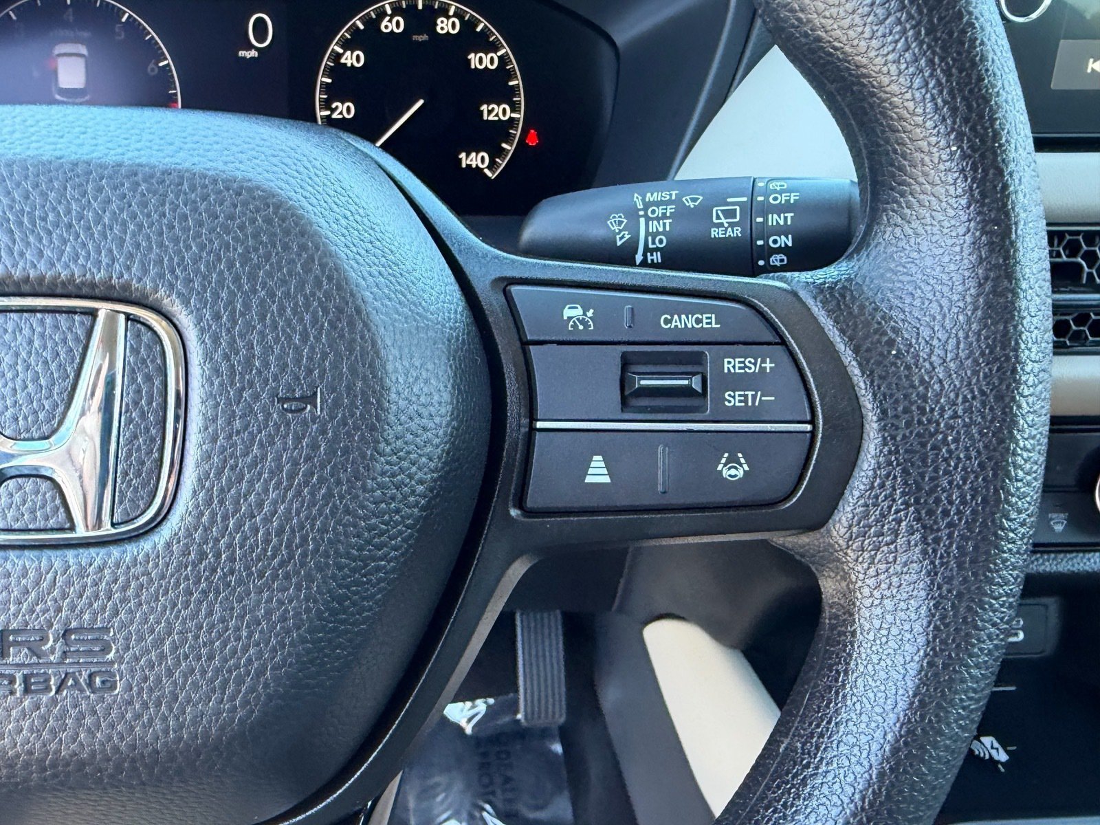 Certified 2027 Honda HR-V LX image 36