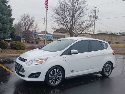 Used 2017 Ford C-MAX Energi Titanium image 1