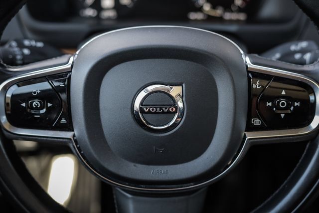 Used 2021 Volvo XC90 T6 Momentum AWD/4WD image 29