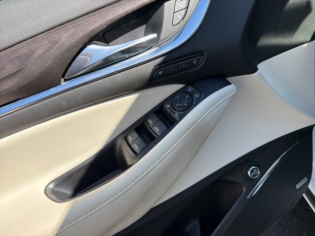 Used 2023 Buick Enclave Avenir w/ Avenir Technology Package AWD/4WD image 17