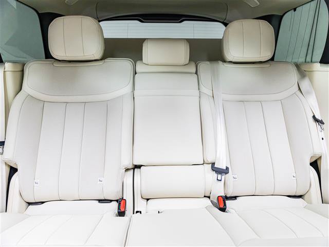 New 2026 Land Rover Range Rover SE AWD/4WD image 18