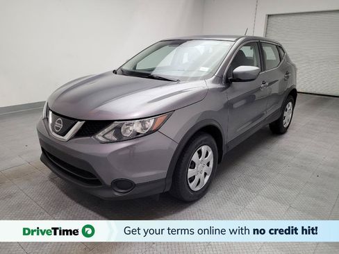 Used 2019 Nissan Rogue Sport S FWD image 1
