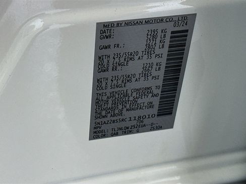 Used 2024 Nissan Murano SV w/ SV Midnight Edition Package AWD/4WD image 12