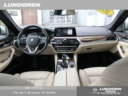 Used 2019 BMW 540i xDrive image 6