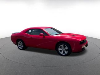 Used 2023 Dodge Challenger SXT RWD video 2