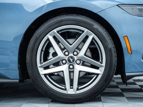 Used 2026 Ford Mustang Premium RWD image 15